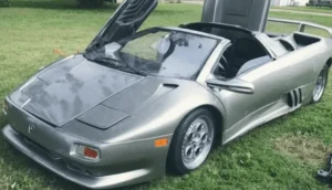 Lamborghini Roadster Replica